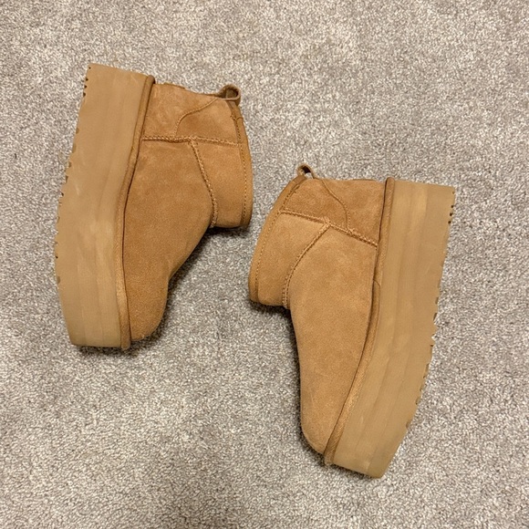 UGG Platform Mini Boots - Picture 2 of 7